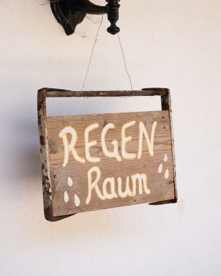 regenraum-schild
